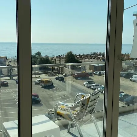 Hanul Piratilor Promenada * Нэводари